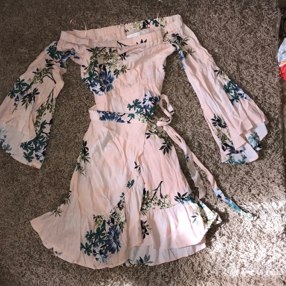 New dress by ASTR The Label size Xavier